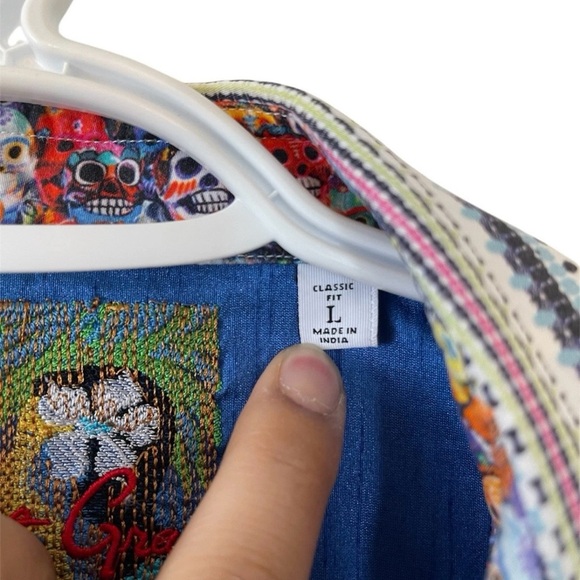 Robert Graham Embroidered Flip Cuff Dress Shirt~Skulls~Mens Size Large - L - Picture 3 of 12